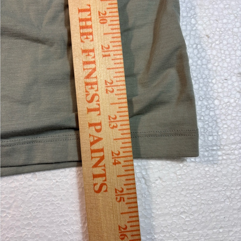 Athleta Womens Essence Pleated Ruched Tee Shirt Small Olive Green Stretch Active - Picture 4 of 7